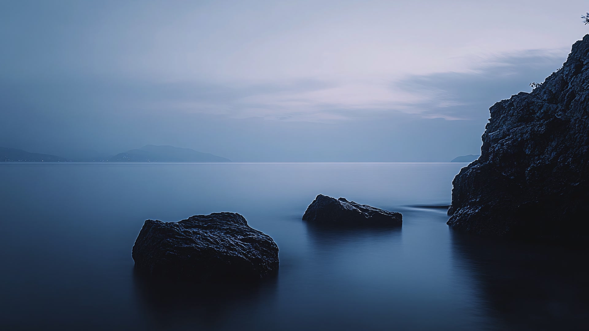 暮色海岩静谧