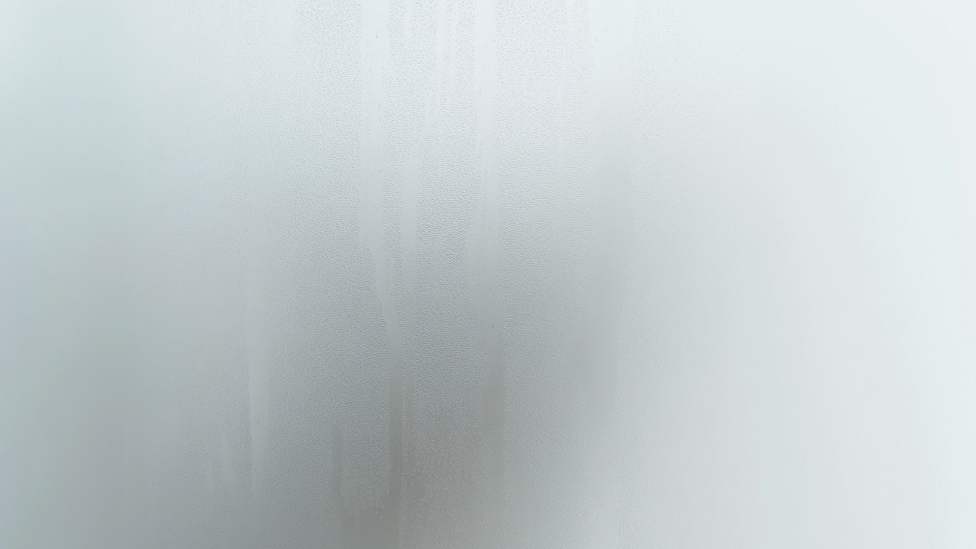 雾霭轻纱白