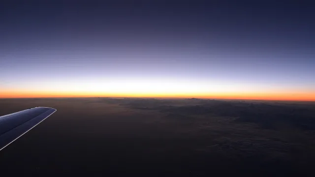 云端日出翼