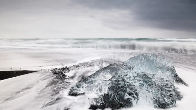 冰川海浪图