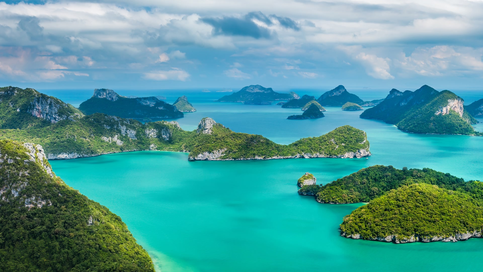 碧海绿岛风光