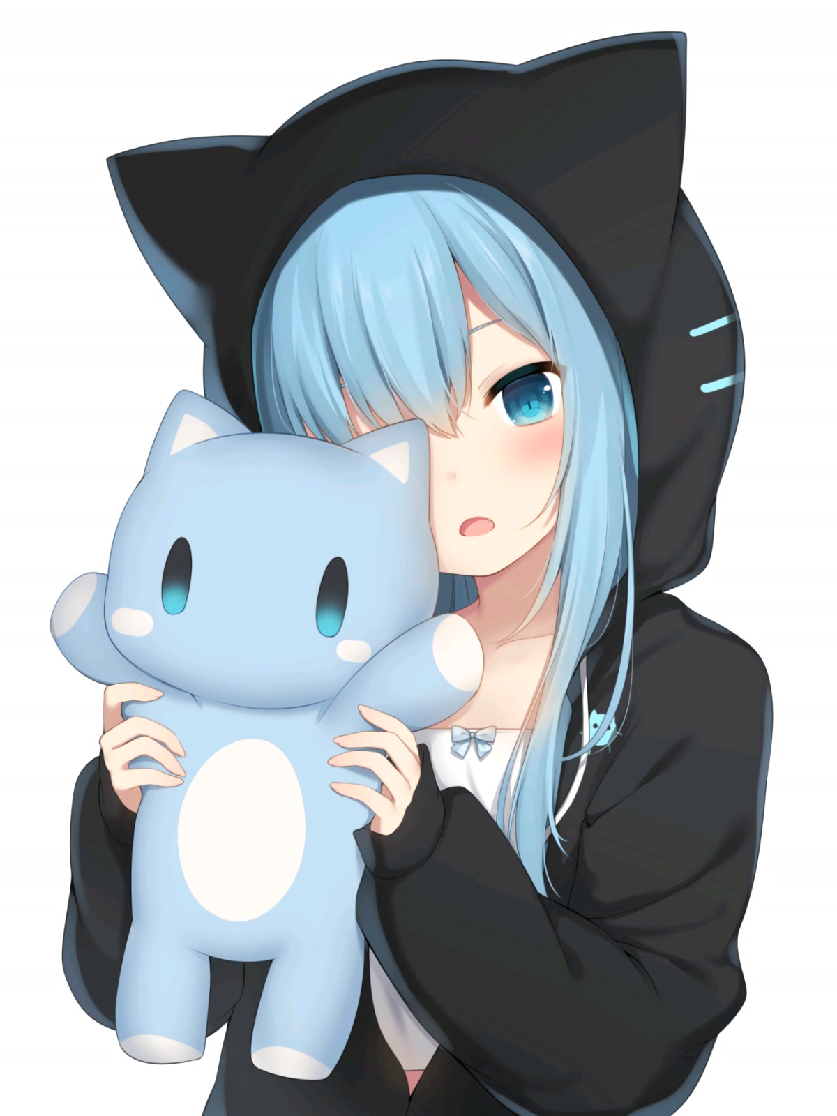 蓝发少女抱猫