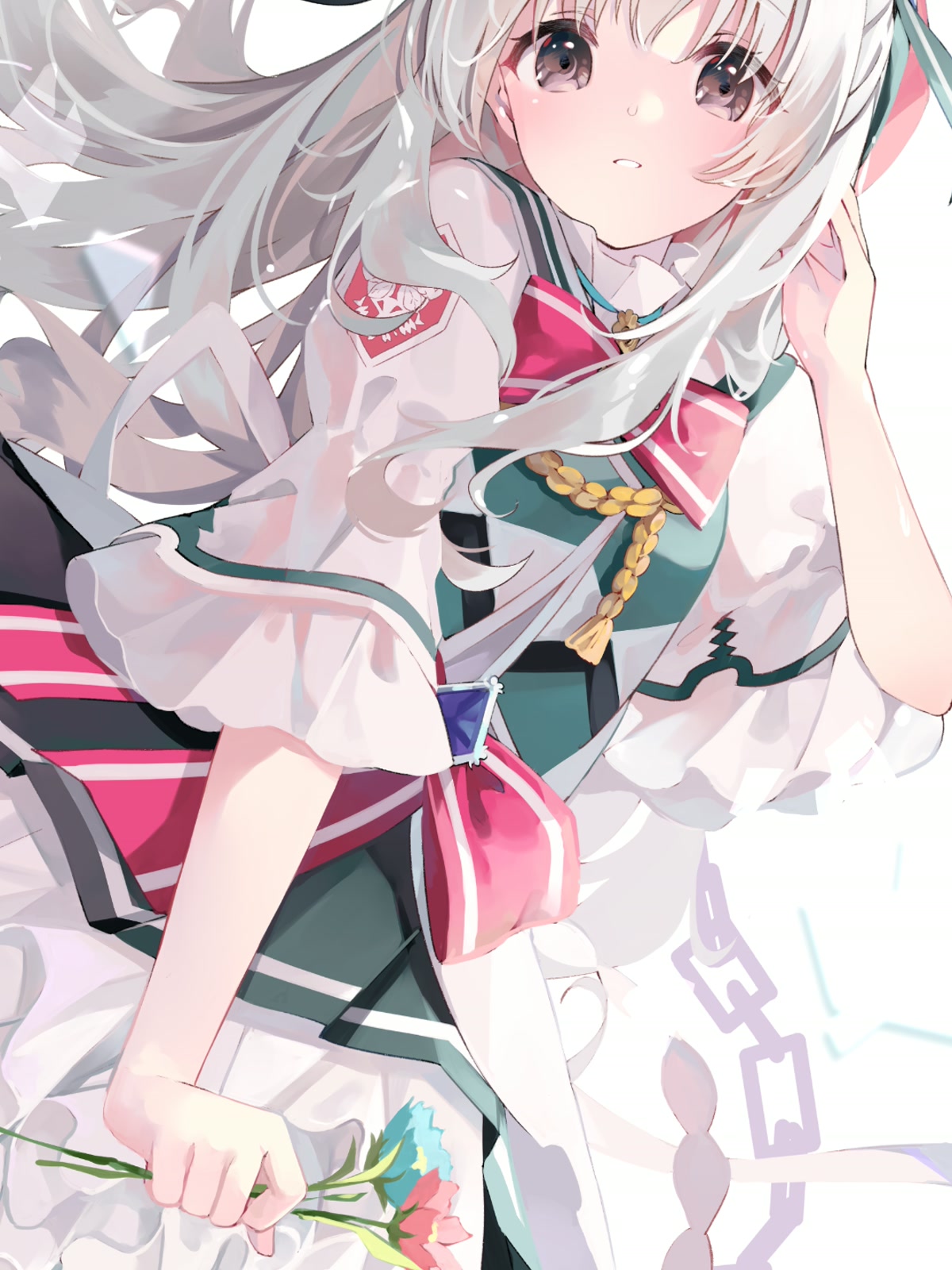 银发少女持花
