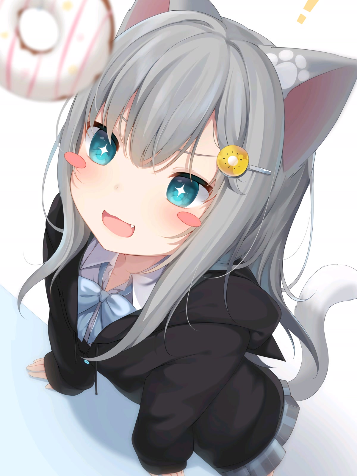 银发猫耳少女