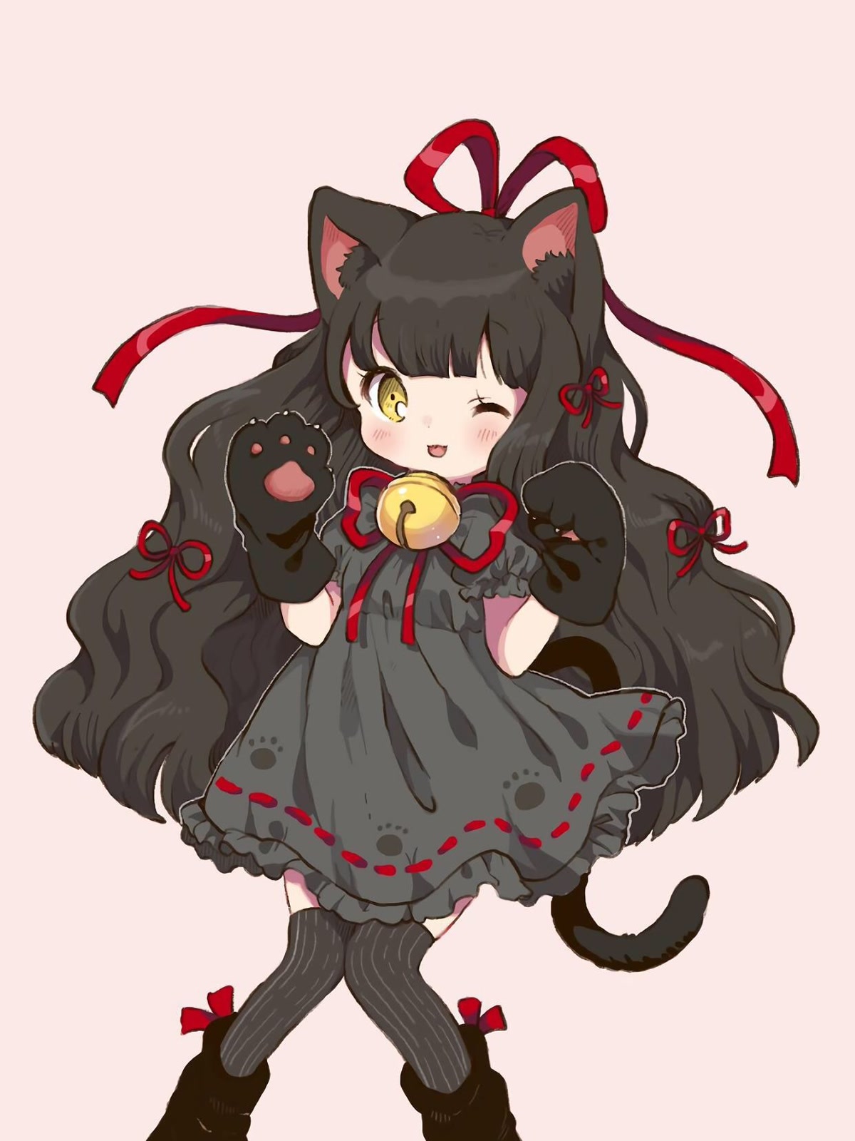 黑猫少女眨眼