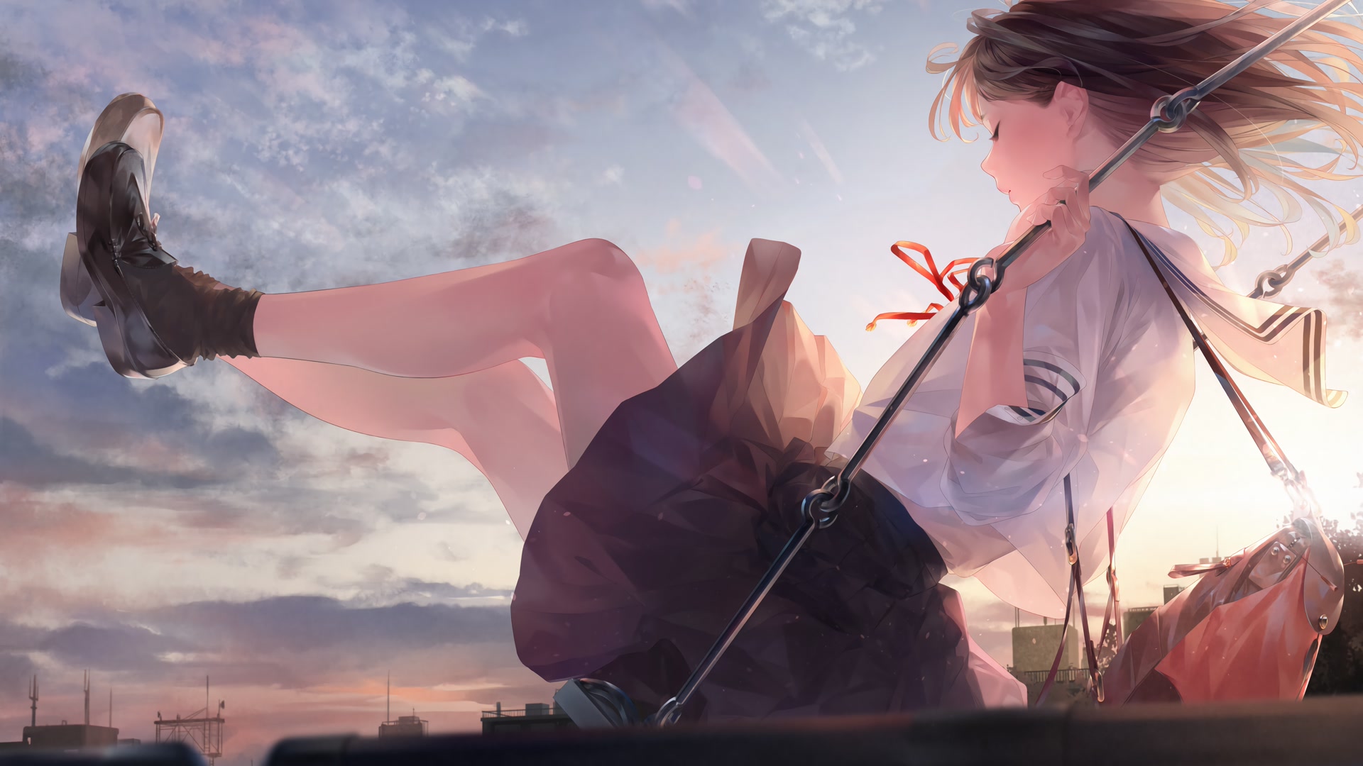 秋千上的少女